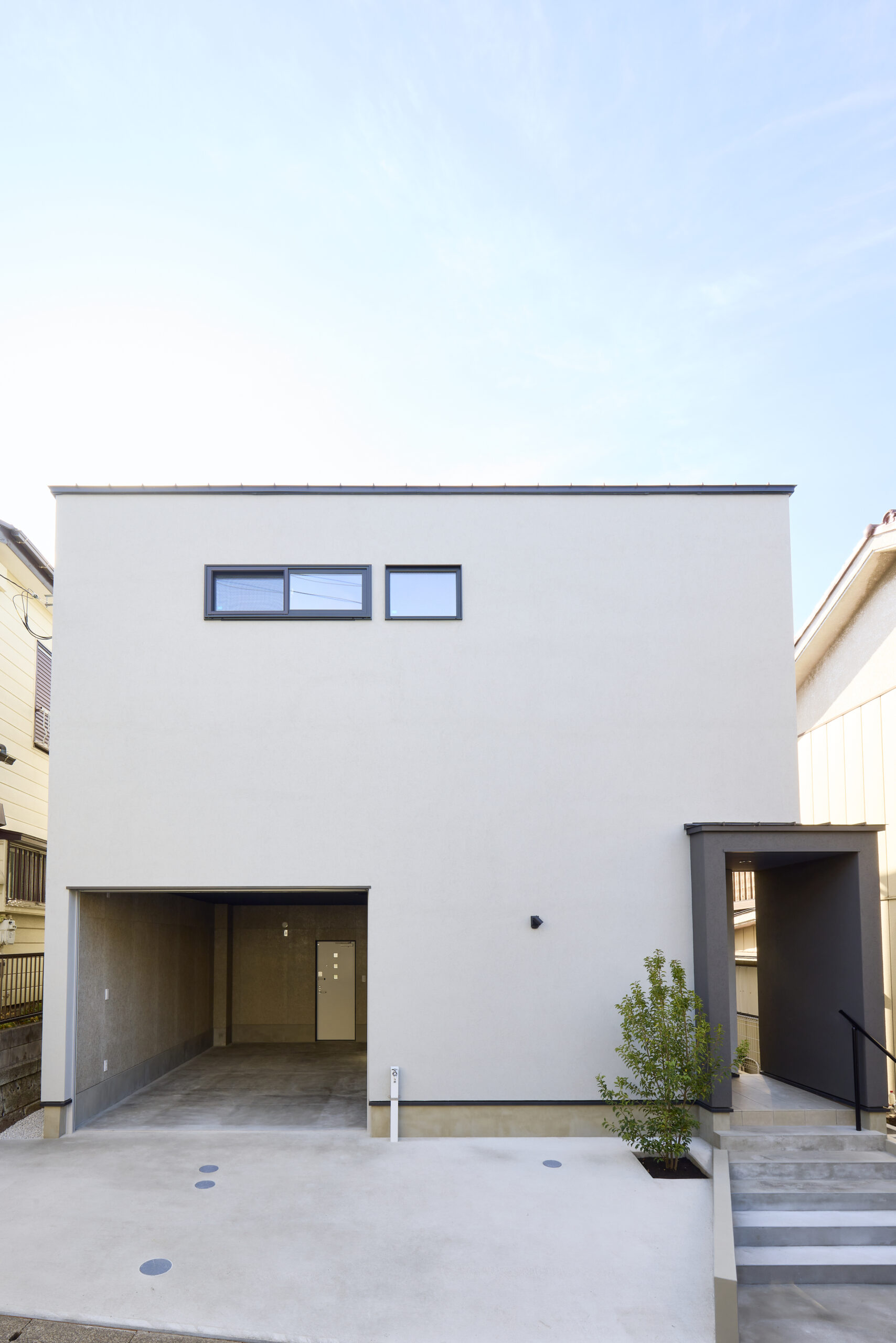 ガレージと暮らしを楽しむ家