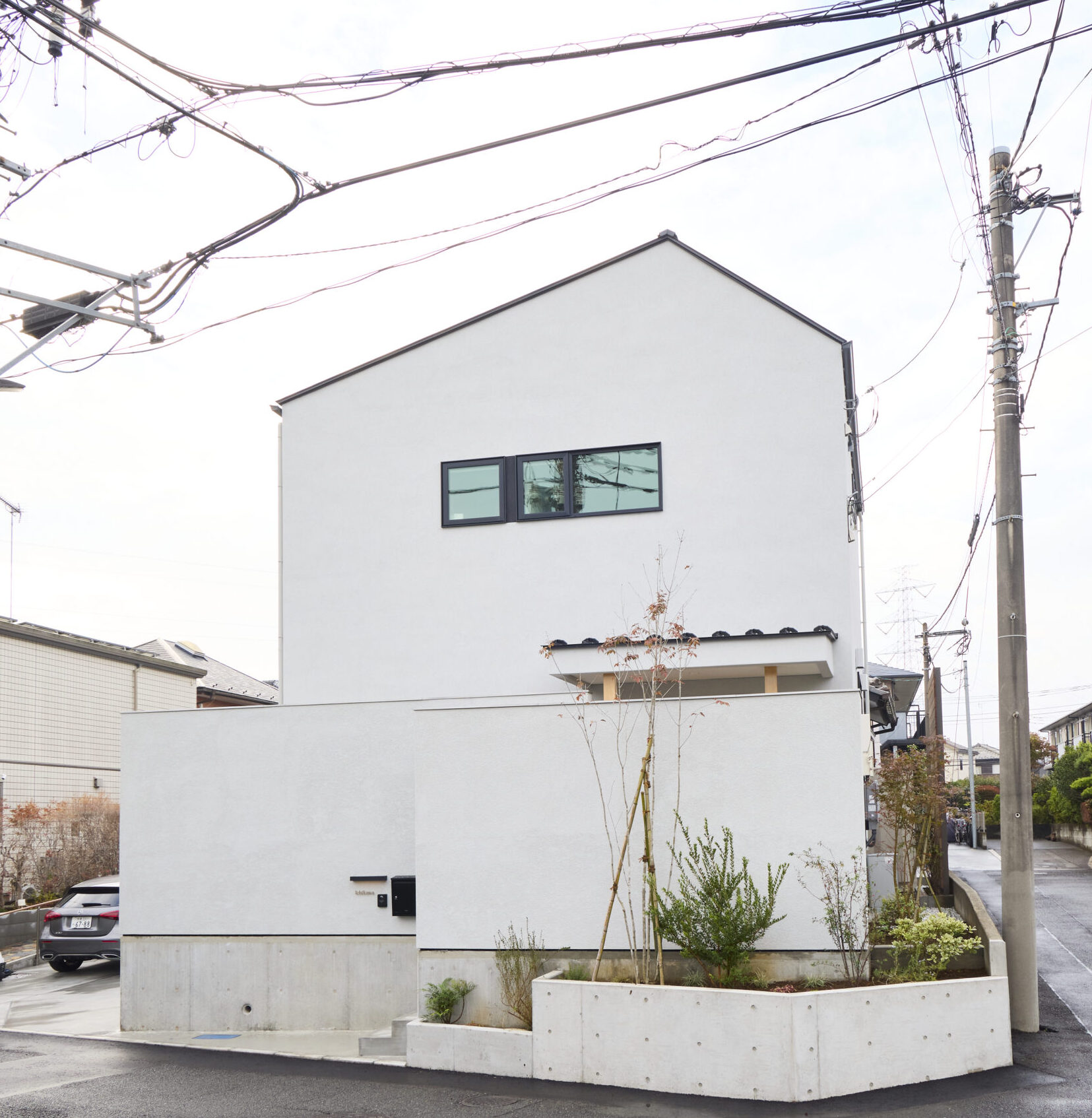 25坪とは思えない開放感。天井高3ｍ・籠り部屋・プライベートテラス付き