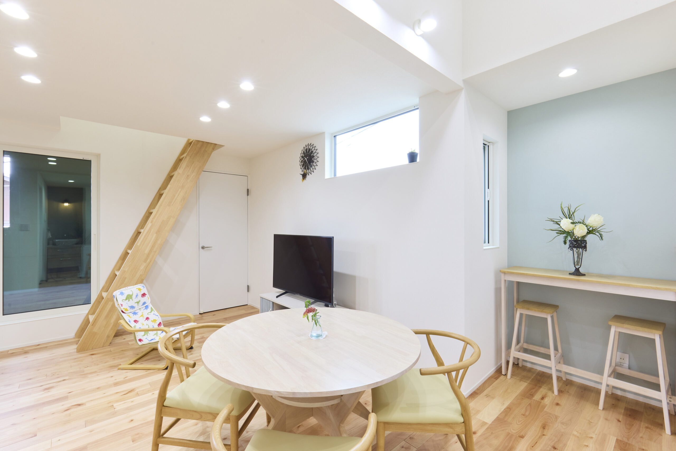 築36年戸建てを二世帯住宅(ZEH)にﾌﾙﾘﾉﾍﾞｰｼｮﾝ