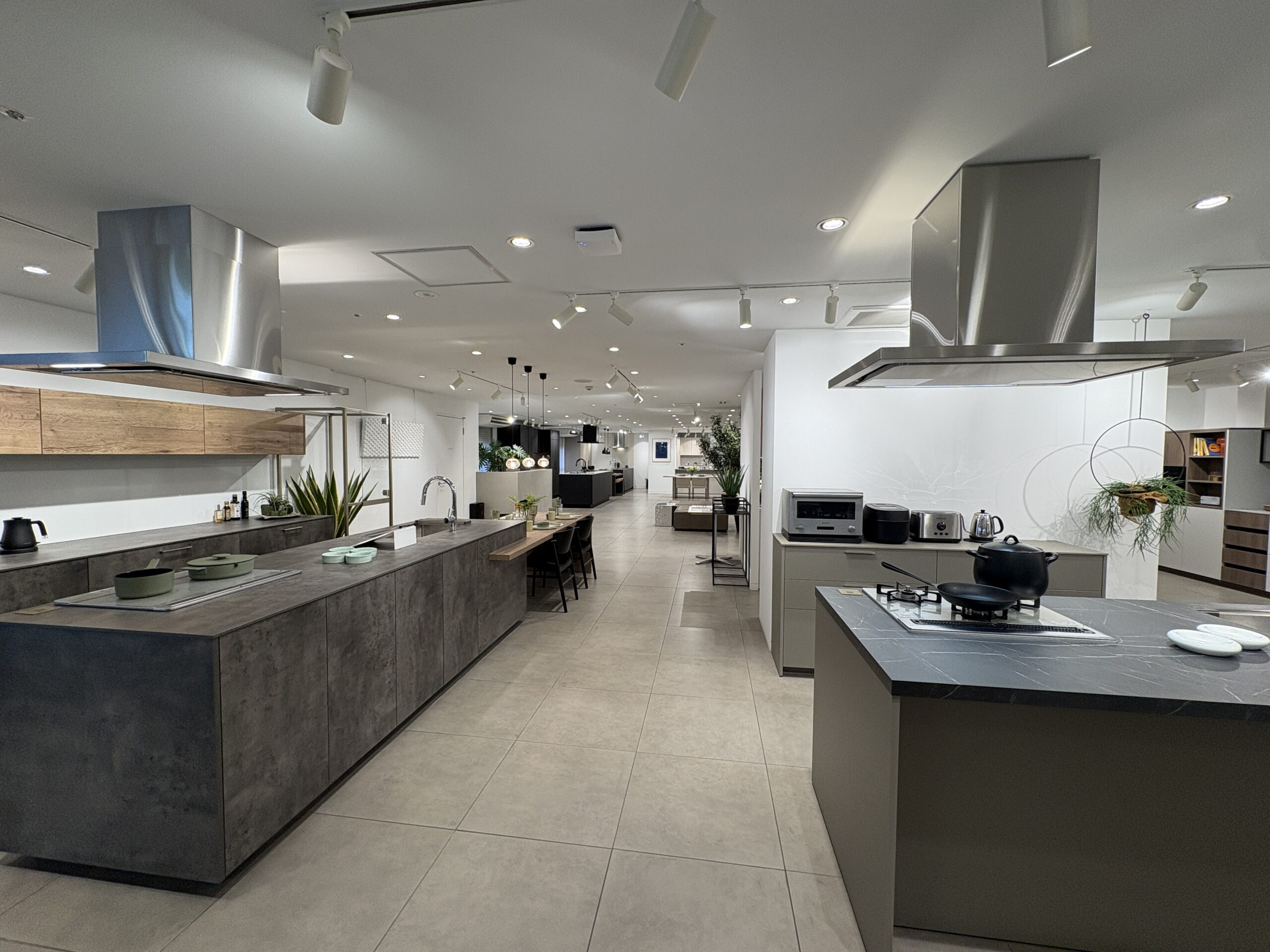 キッチンハウスを視察｜“グラフテクト”の多彩な空間を体感してきました